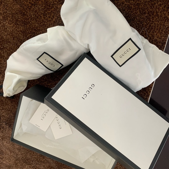 Gucci Shoes - Picture 3 of 11